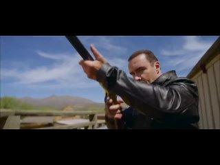 the second trailer of the western "assault on rio bravo"